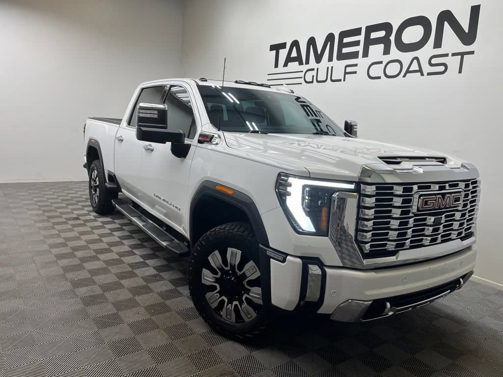 2024 GMC Sierra 2500 HD Denali — photo 1 of 32