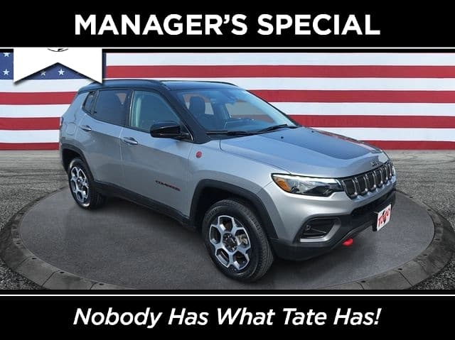 2022 Jeep Compass Trailhawk — photo 1 of 26