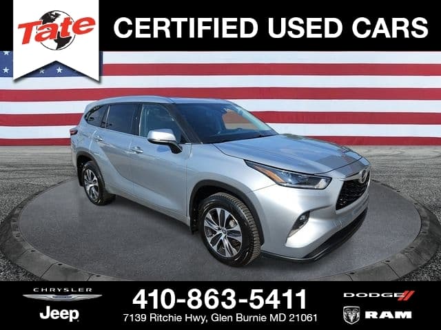 2021 Toyota Highlander XLE — photo 1 of 26