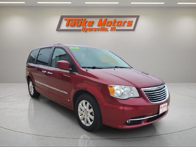 2015 Chrysler Town & Country Touring — photo 1 of 45