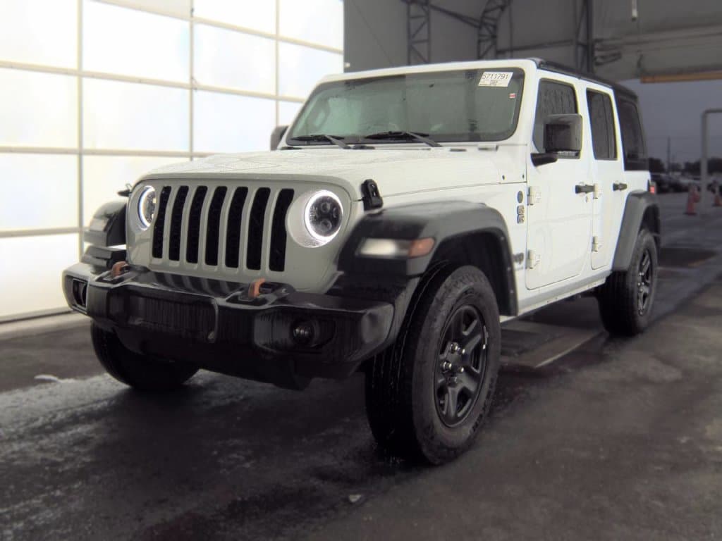 2024 Jeep Wrangler Sport — photo 1 of 6