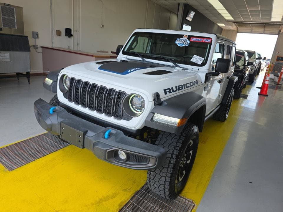 2024 Jeep Wrangler Base — photo 1 of 6