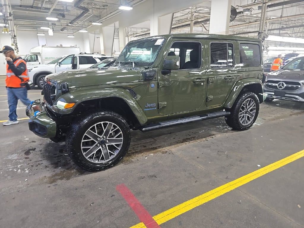 2024 Jeep Wrangler Base — photo 1 of 6