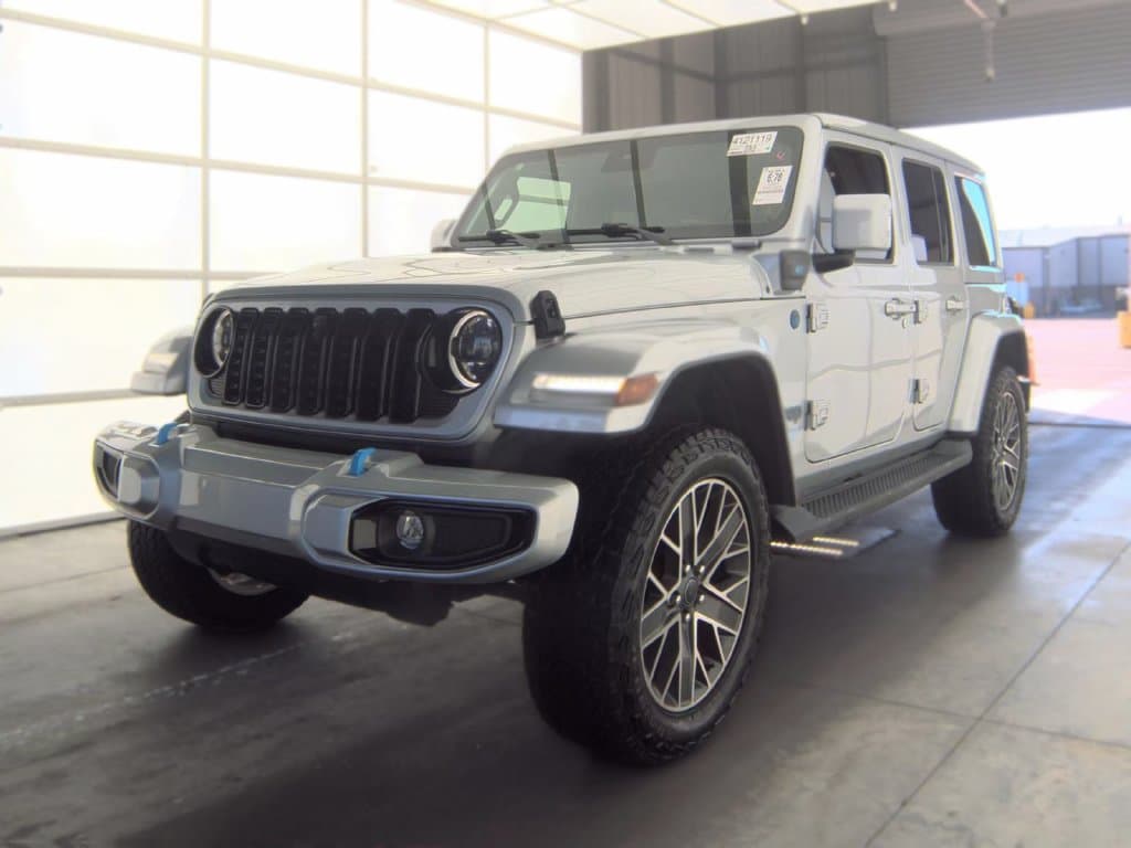 2024 Jeep Wrangler Base — photo 1 of 6