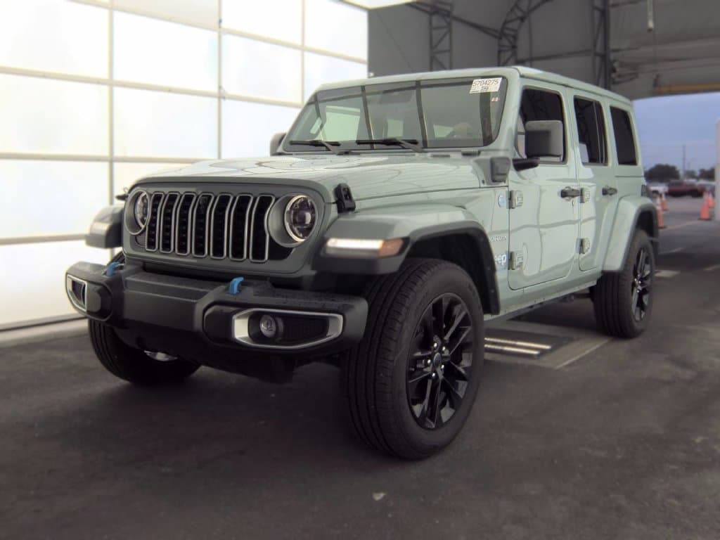 2024 Jeep Wrangler Base — photo 1 of 6