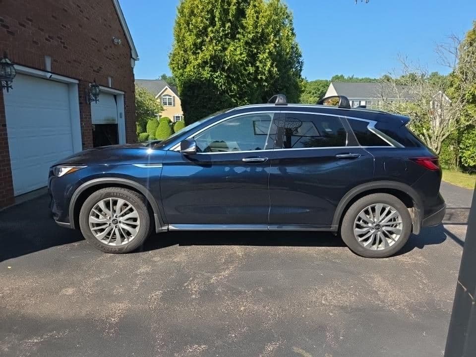 2023 INFINITI QX50 LUXE — photo 1 of 7