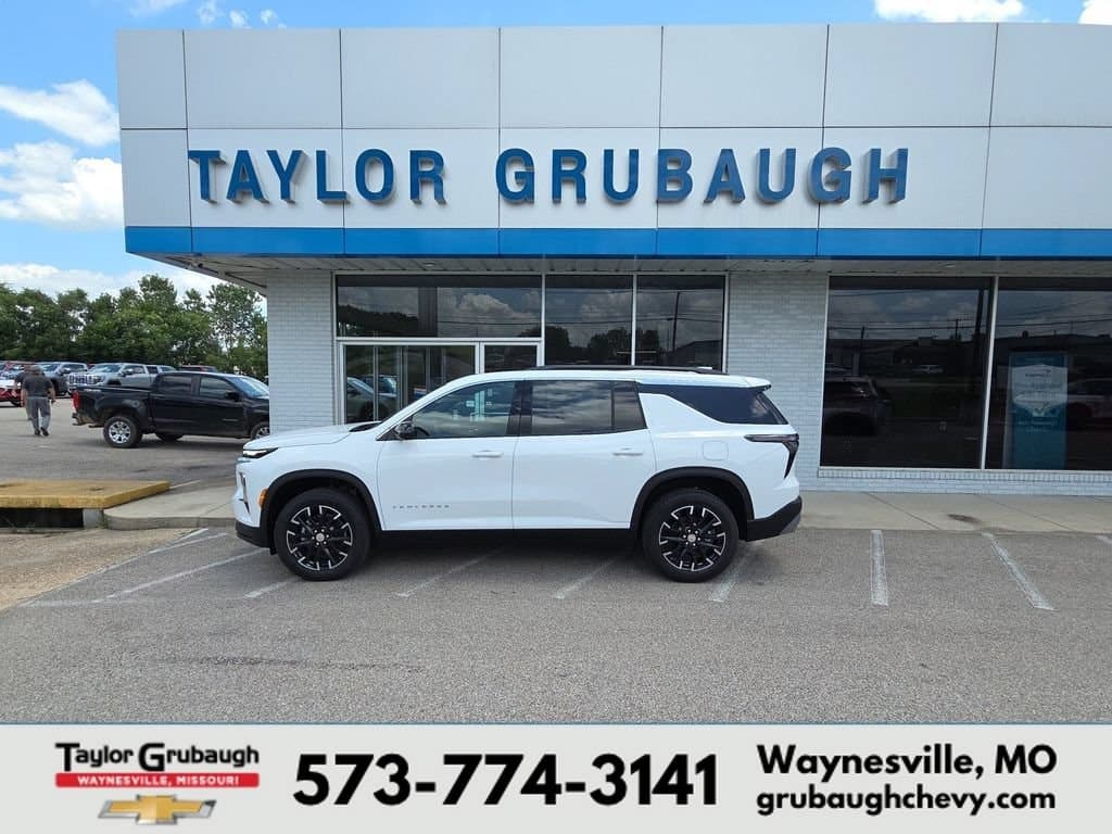 2026 Chevrolet Traverse FWD LT — photo 1 of 59