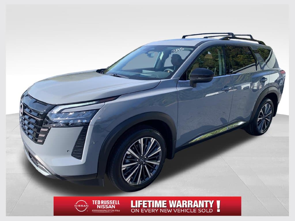 2026 Nissan Pathfinder Platinum — photo 1 of 30