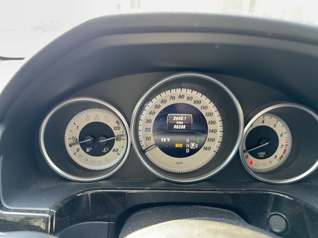 2014 Mercedes-Benz E-Class E 550 4maticA — photo 1 of 9
