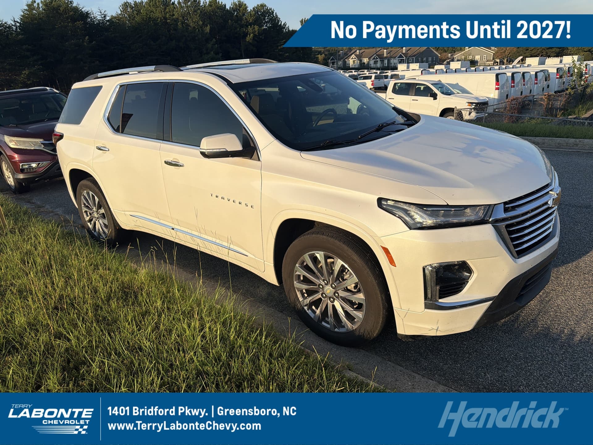 2022 Chevrolet Traverse Premier — photo 1 of 12