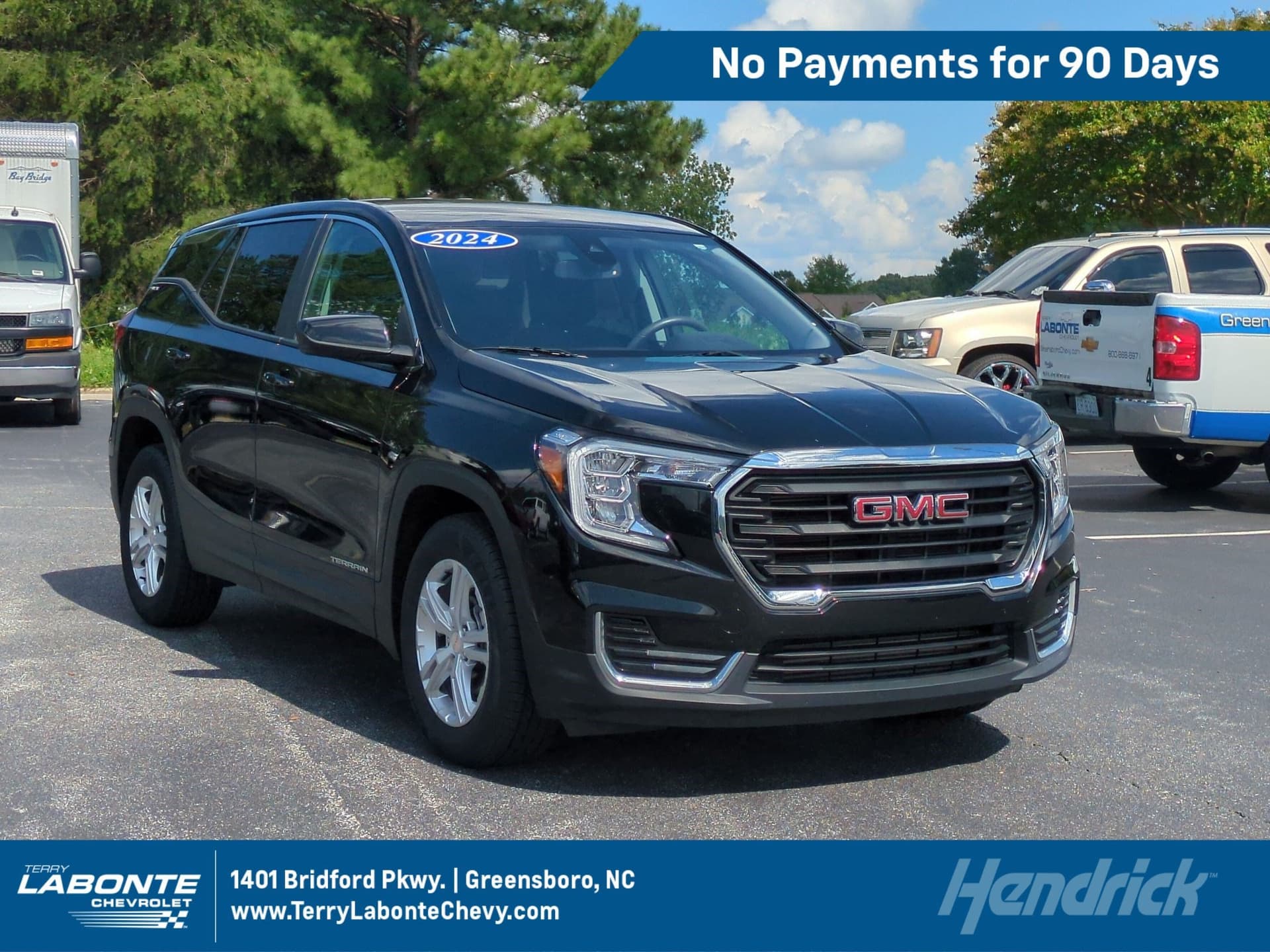2024 GMC Terrain SLE — photo 1 of 34