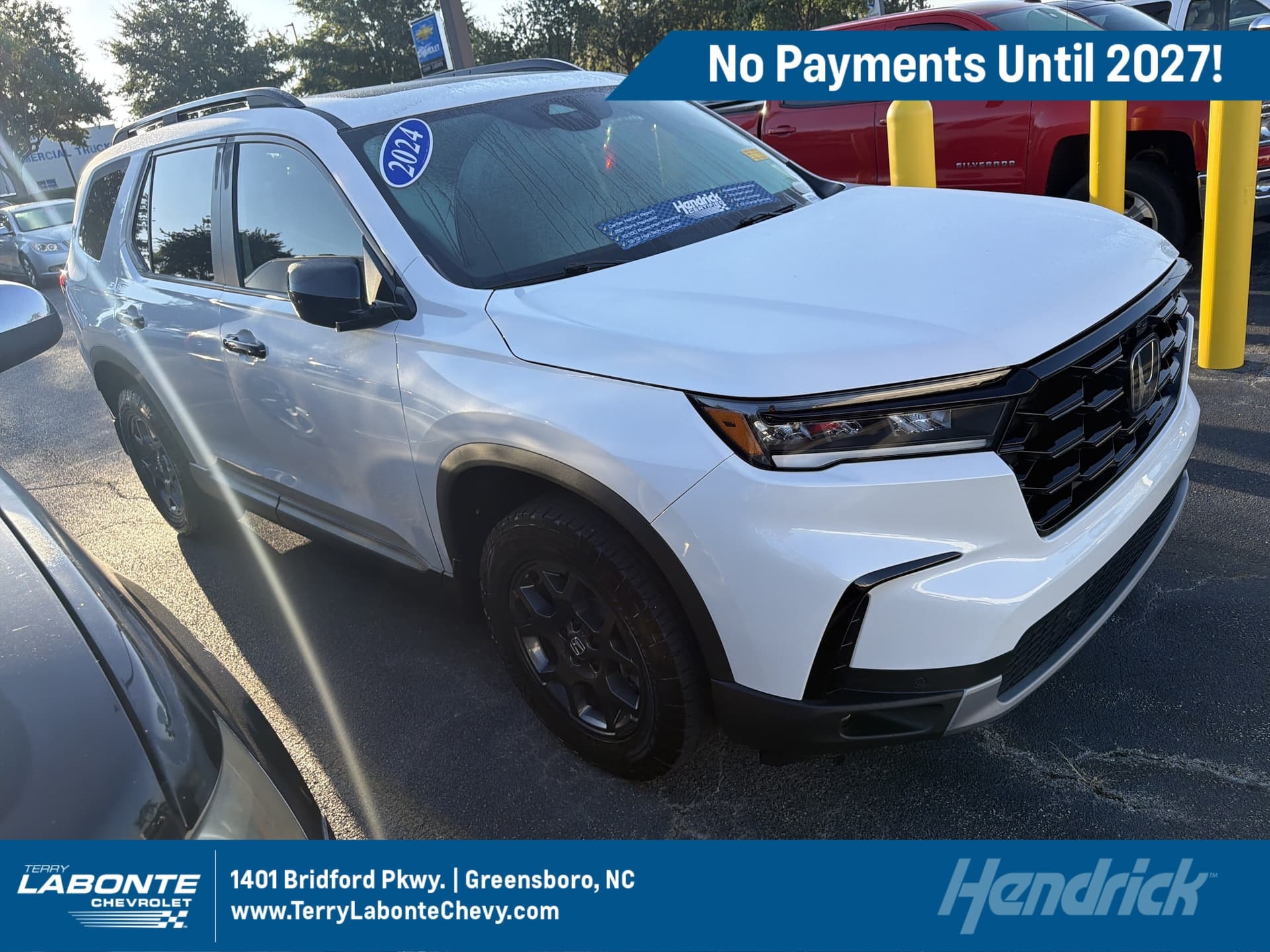 2024 Honda Pilot TrailSport — photo 1 of 12