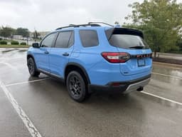 Extra Photo