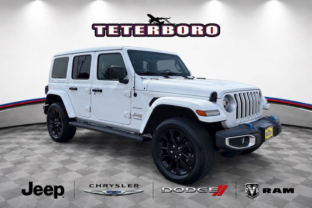 2022 Jeep Wrangler 4xe Unlimited Sahara — photo 1 of 32