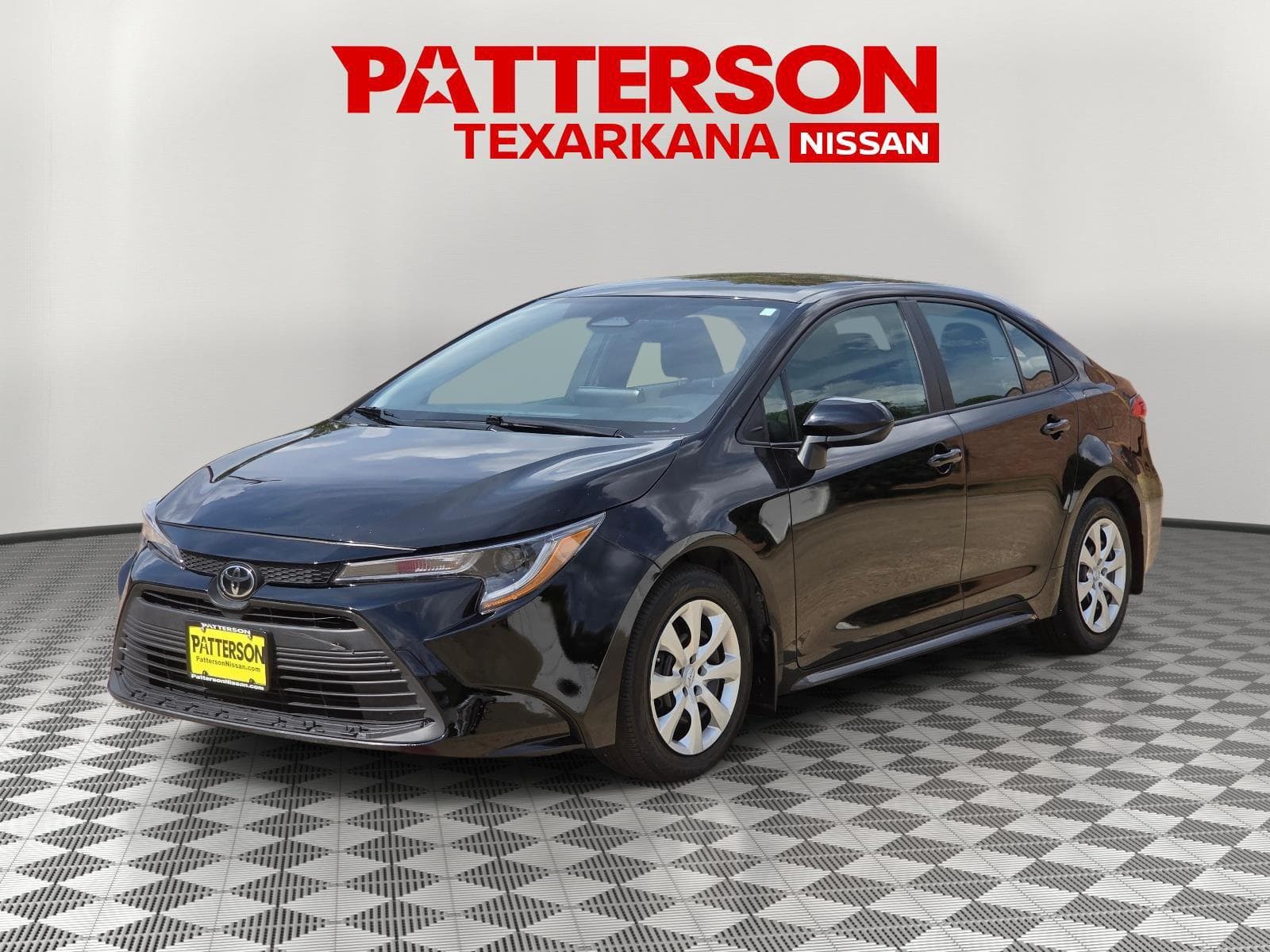 2024 Toyota Corolla LE — photo 1 of 35