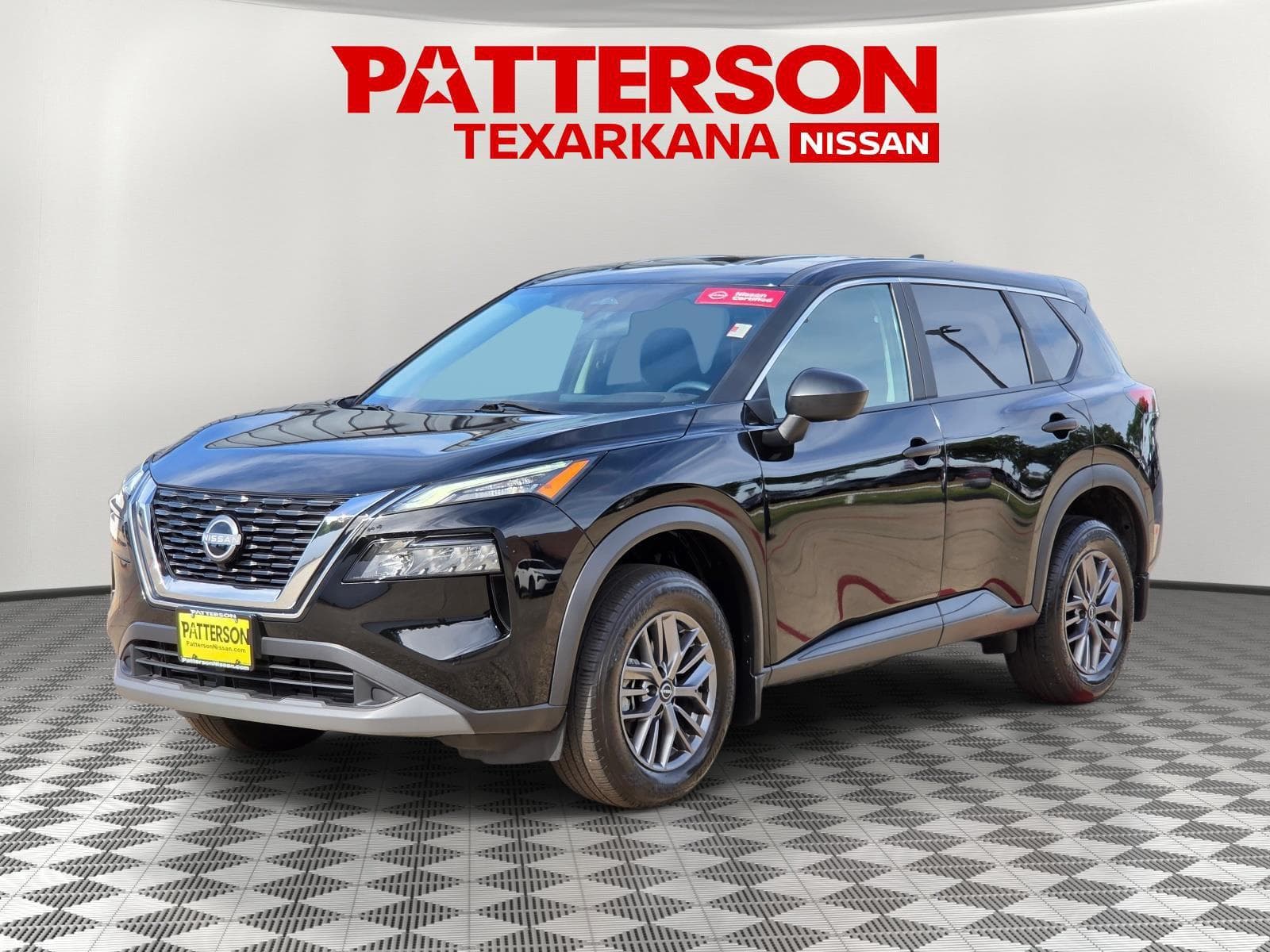 2023 Nissan Rogue S — photo 1 of 34