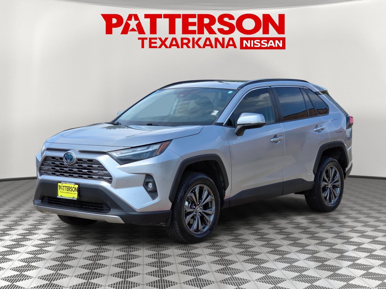 2023 Toyota RAV4 Hybrid Limited — photo 1 of 40