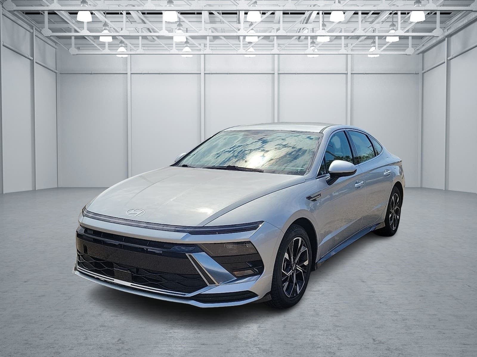 2025 Hyundai Sonata SEL — photo 1 of 20