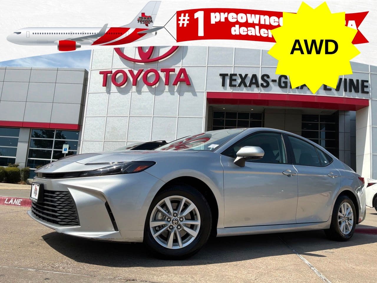 2025 Toyota Camry LE — photo 1 of 40