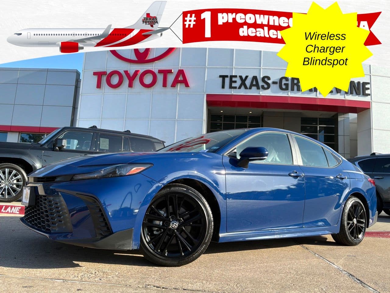 2026 Toyota Camry SE — photo 1 of 40