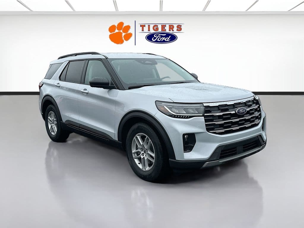 2026 Ford Explorer Active — photo 1 of 31