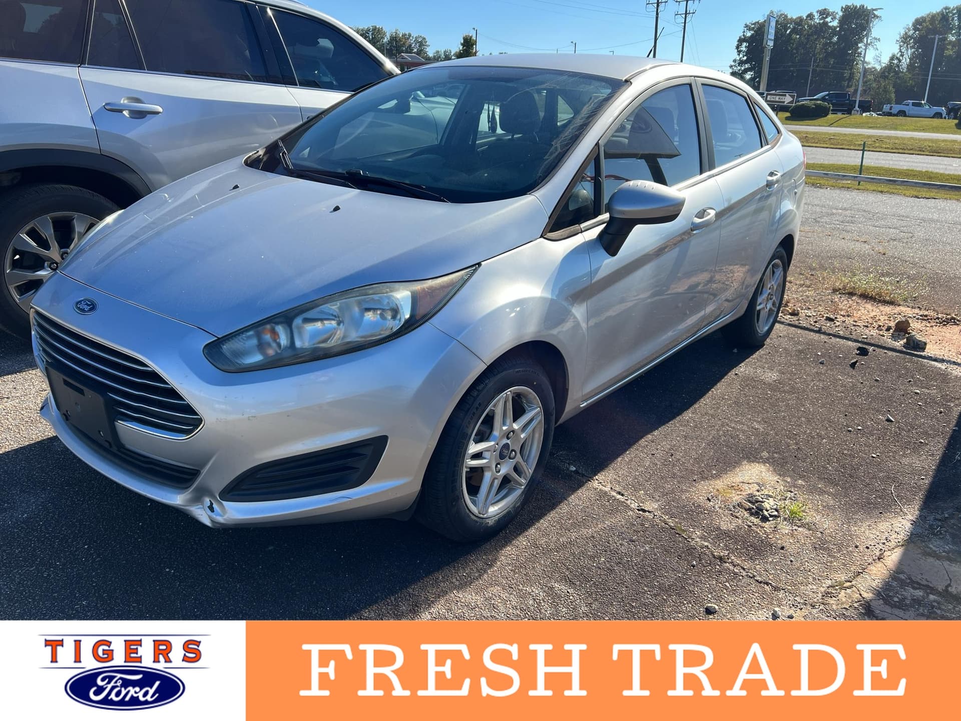 2019 Ford Fiesta SE — photo 1 of 4