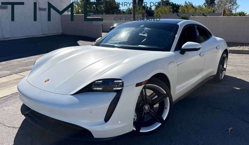 2022 Porsche Taycan Base — photo 1 of 7