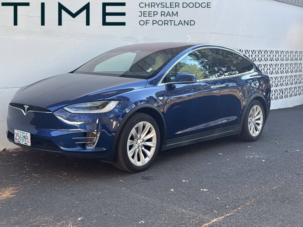 2021 Tesla Model X Long Range — photo 1 of 5