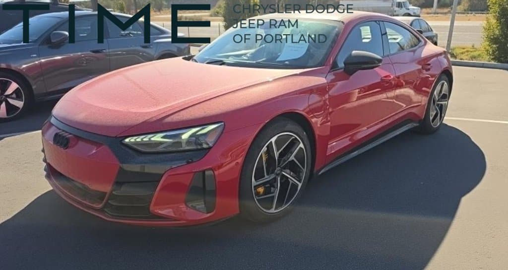 2023 Audi RS e-tron GT Base — photo 1 of 2