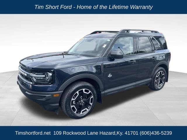 2023 Ford Bronco Sport Outer Banks — photo 1 of 14