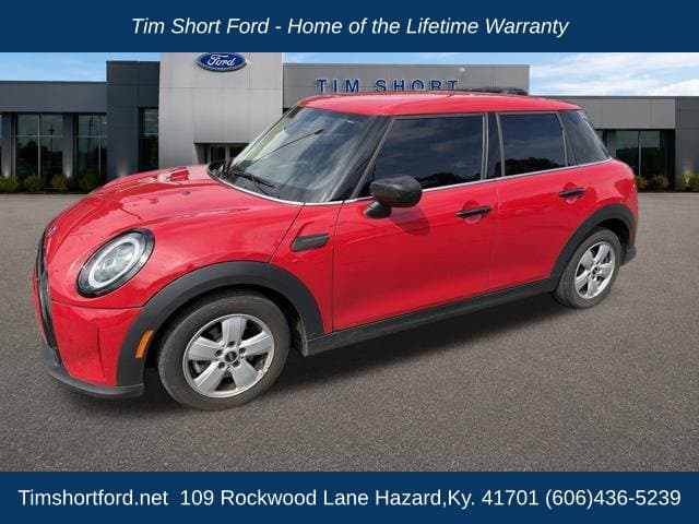 2024 Mini Hardtop 4 Door Cooper — photo 1 of 2