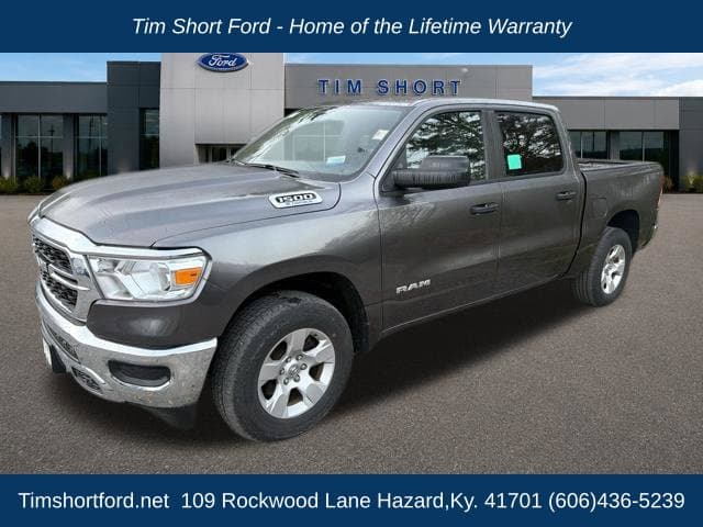 2023 RAM 1500 Base — photo 1 of 8
