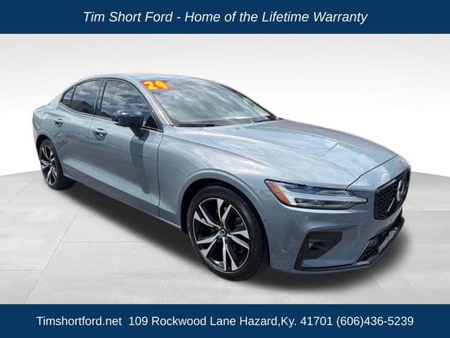 2024 Volvo S60 B5 Plus Dark — photo 1 of 18