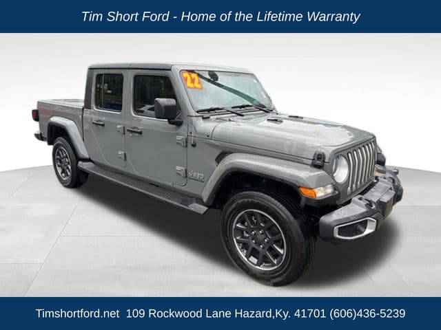 2022 Jeep Gladiator Overland — photo 1 of 15