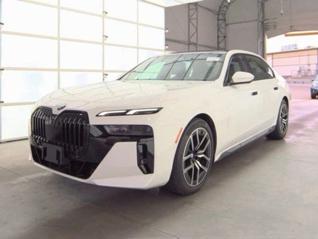 Foto de 2023 BMW 7 Series 740i