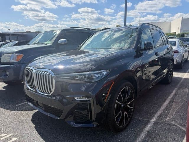 2019 BMW X7 xDrive40i — photo 1 of 9