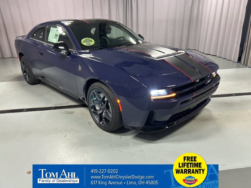 2027 Dodge Charger Scat Pack — photo 1 of 32