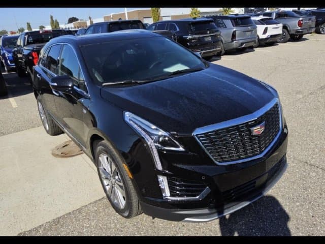 2026 Cadillac XT5 Base — photo 1 of 7