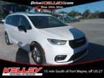 2026 Chrysler Pacifica Limited — photo 1 of 4