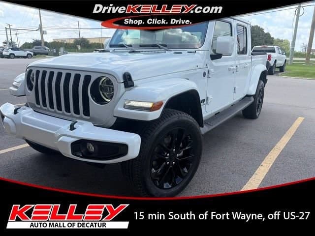 2022 Jeep Gladiator Overland — photo 1 of 15