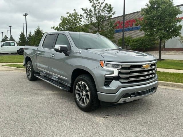 2025 Chevrolet Silverado 1500 High Country — photo 1 of 31