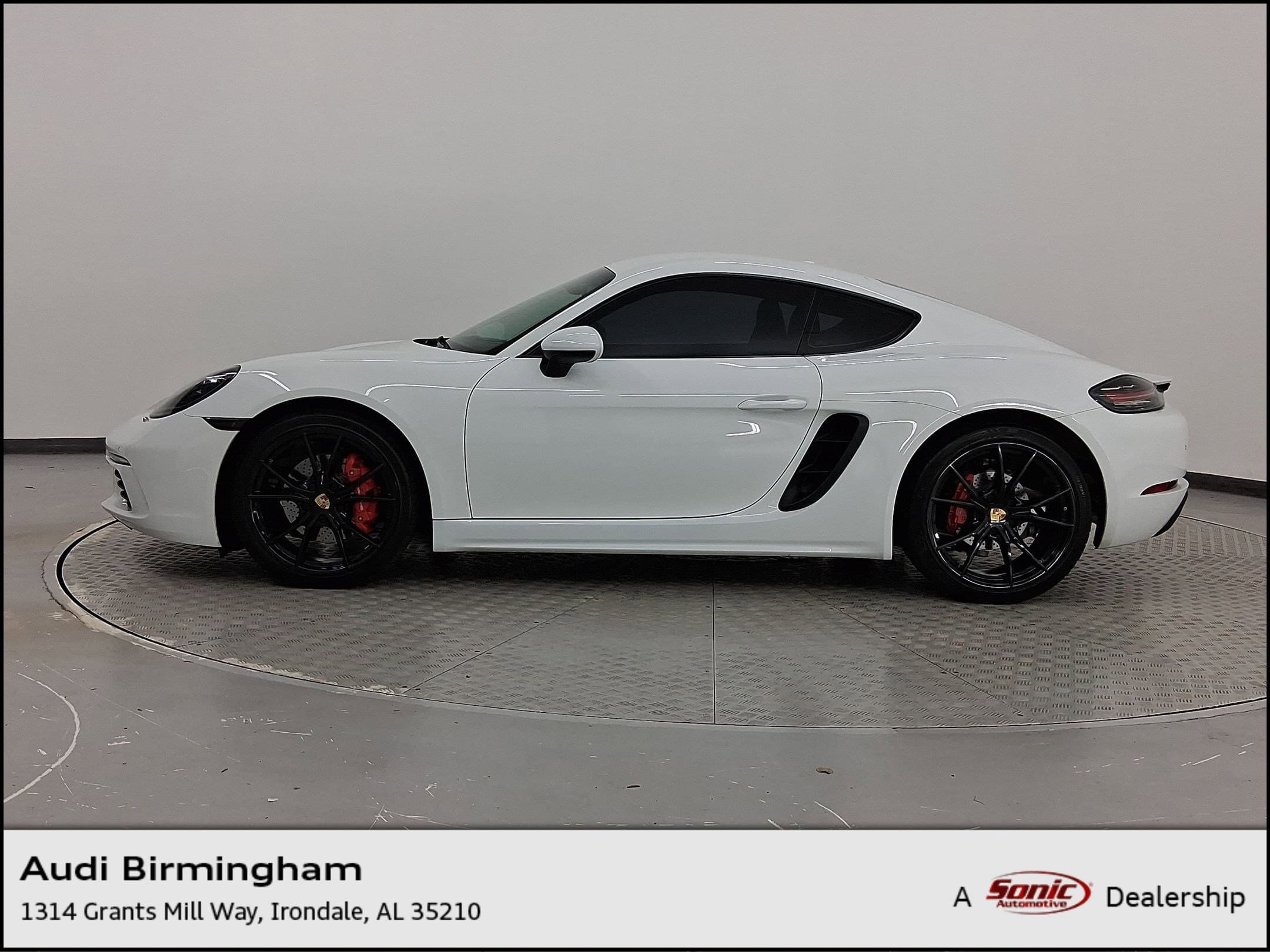 Foto de 2018 Porsche 718 Cayman S
