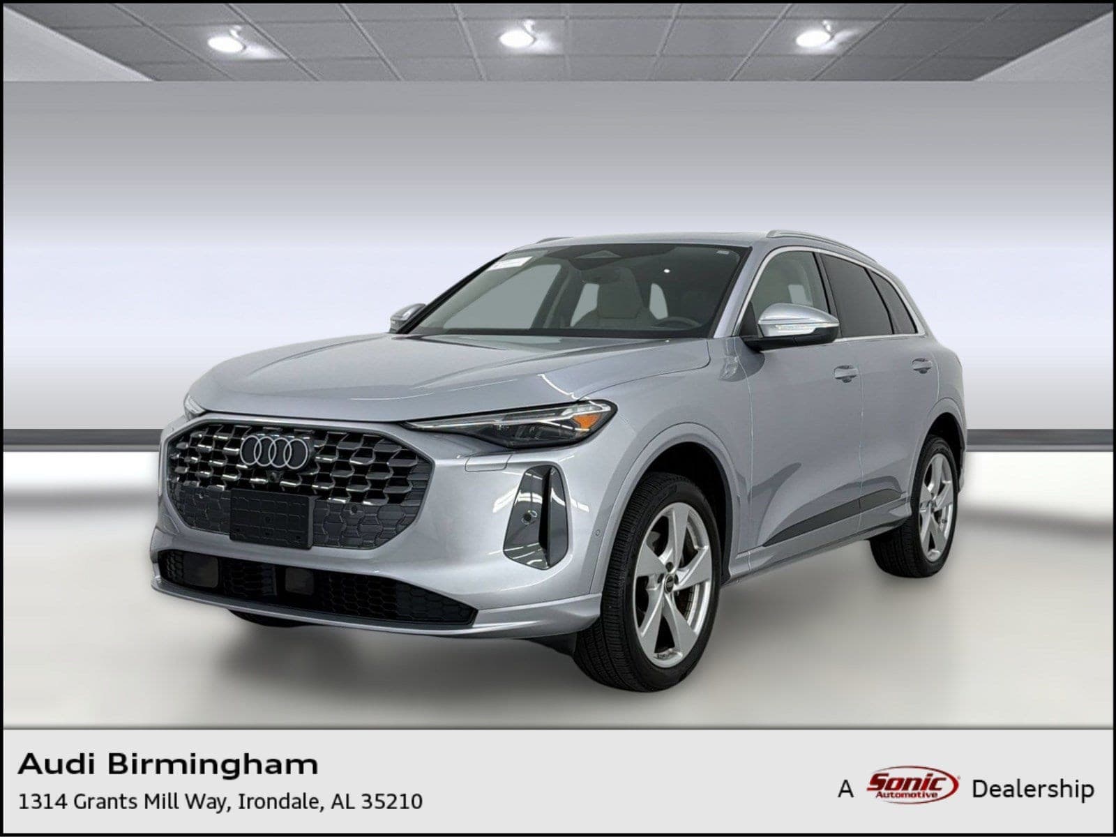 2025 Audi Q5 Premium Plus — photo 1 of 42
