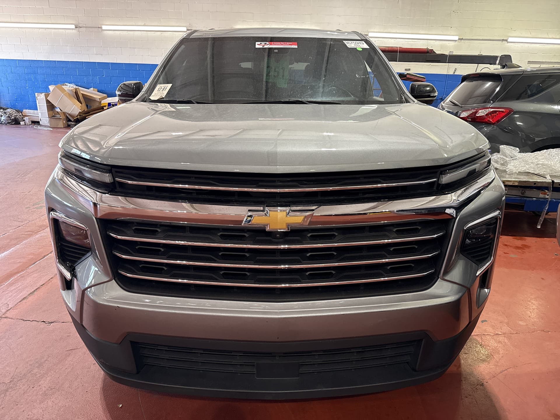 2025 Chevrolet Traverse FWD LT — photo 1 of 3
