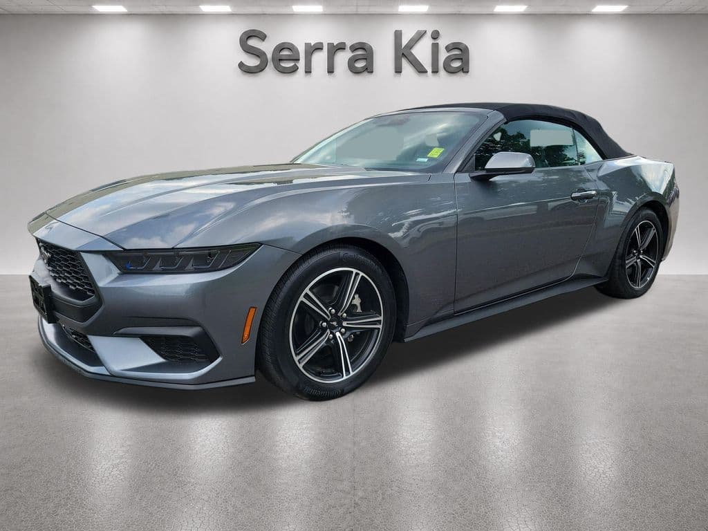 2025 Ford Mustang Base — photo 1 of 27