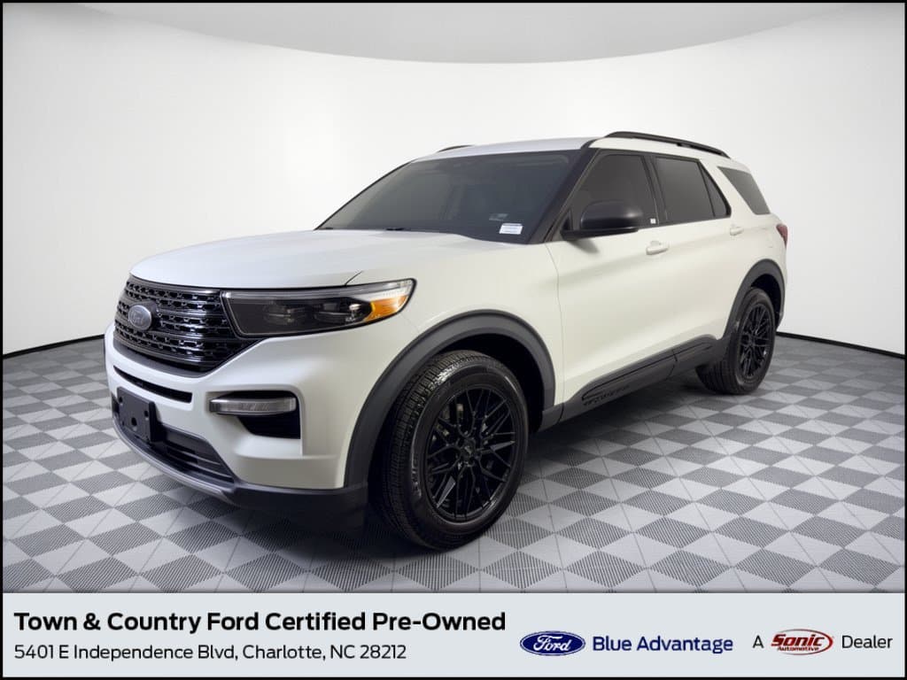 2023 Ford Explorer XLT — photo 1 of 32