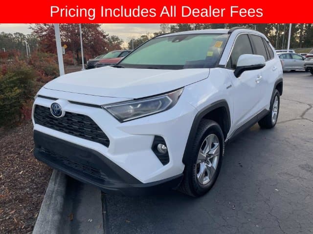 2021 Toyota RAV4 Base — photo 1 of 13