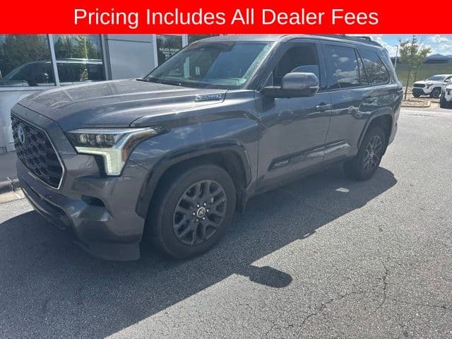2023 Toyota Sequoia Platinum — photo 1 of 13