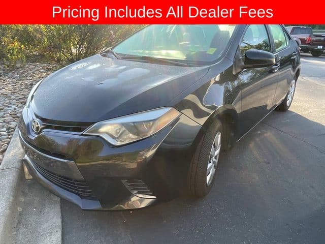 2015 Toyota Corolla LE — photo 1 of 13