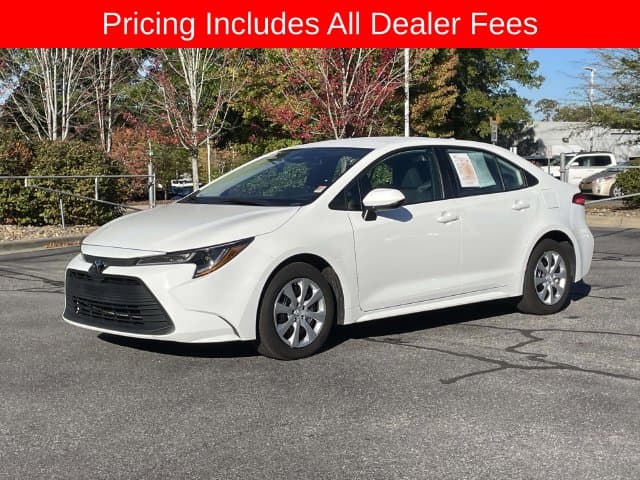2025 Toyota Corolla LE — photo 1 of 36